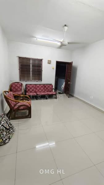 Flat for Sale at Bandar Bukit Tinggi 2 - Eunice Lim - Living Room - PropertyGuru.com.my