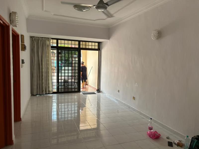 1-storey Terraced House for Rent in Taman Johor Jaya (Johor Bahru) - Grace Ella - Living Room - PropertyGuru.com.my