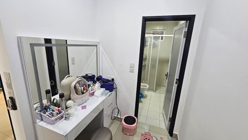 Service Residence for Sale at Meridin Bayvue @ Sierra Perdana - Guang Jun Loh - PropertyGuru.com.my