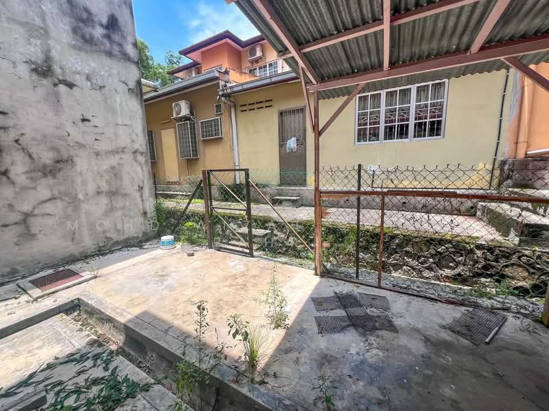 2-storey Terraced House for Sale in Bandar Tun Hussein Onn (Cheras) - Mohd Aizat Saiful Bahri - Exterior - PropertyGuru.com.my