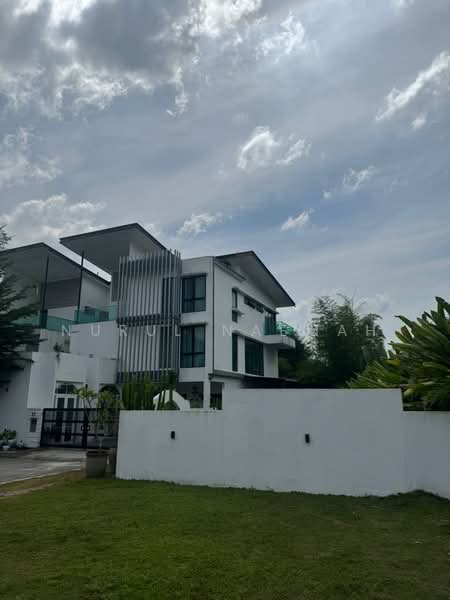 Semi-Detached House for Sale in Kajang (Selangor) - Nurul Naemah - PropertyGuru.com.my
