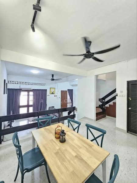 2-storey Terraced House for Sale in Taman Tasek (Johor Bahru) - May Chuah - Dining Room - PropertyGuru.com.my