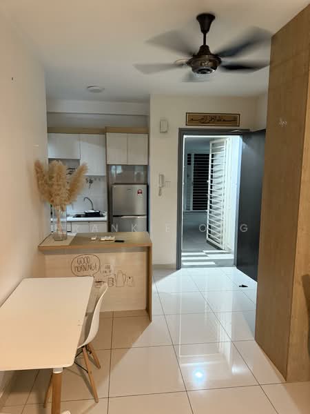 KL Traders Square untuk Untuk Disewa - RM 2,100 /bulan, Apr 2026 - Kitchen - PropertyGuru.com.my