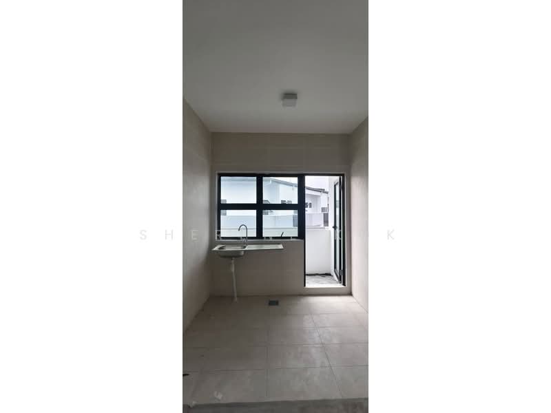 Kedai untuk Dijual di Kuching (Sarawak) - Sherene Kok - Balcony - PropertyGuru.com.my