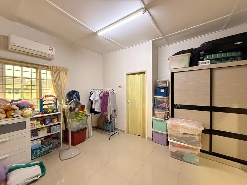2-storey Terraced House for Sale in Rawang (Selangor) - Mandy Cheow - Bedroom - PropertyGuru.com.my