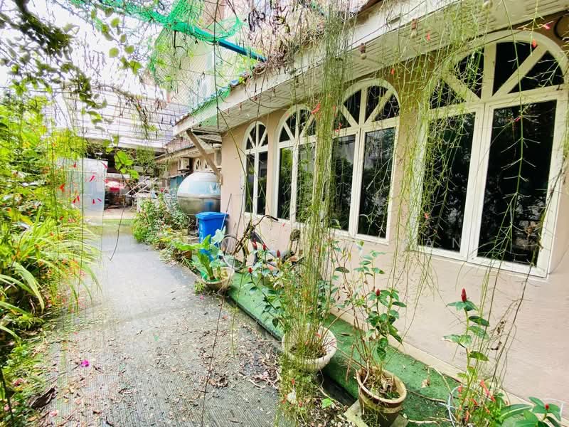 Bungalow for Sale in Seksyen 6 (Shah Alam) - Yasmin Sulaiman - Exterior - PropertyGuru.com.my