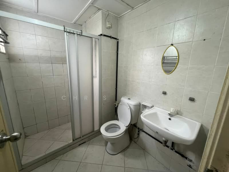 Condominium for Sale at Green Avenue Condominium - Chris Choo - Bathroom - PropertyGuru.com.my