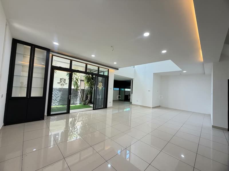 2-storey Terraced House for Sale in Johor Bahru (Johor) - Keith Ching - Living Room - PropertyGuru.com.my