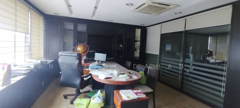 Shop / Office for Sale in Batu Caves (Selangor) - Noraini Dahan - Study - PropertyGuru.com.my