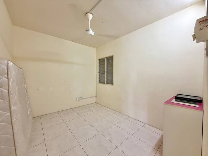 Apartment for Sale at Lakeview Apartments - Fauran Nawawi - PropertyGuru.com.my