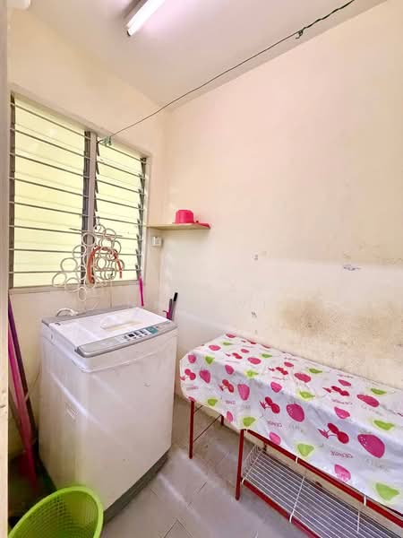 Apartment for Sale at Lakeview Apartments - Fauran Nawawi - PropertyGuru.com.my