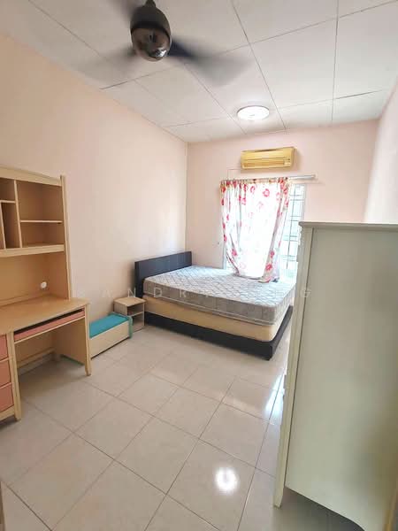 2.5-storey Terraced House for Sale in Taman Setia Indah (Tebrau) - Sandry Ong - Bedroom - PropertyGuru.com.my