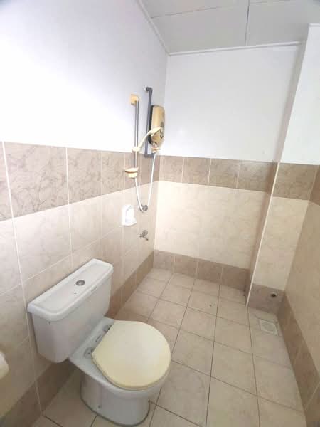 2.5-storey Terraced House for Sale in Taman Setia Indah (Tebrau) - Sandry Ong - Bathroom - PropertyGuru.com.my