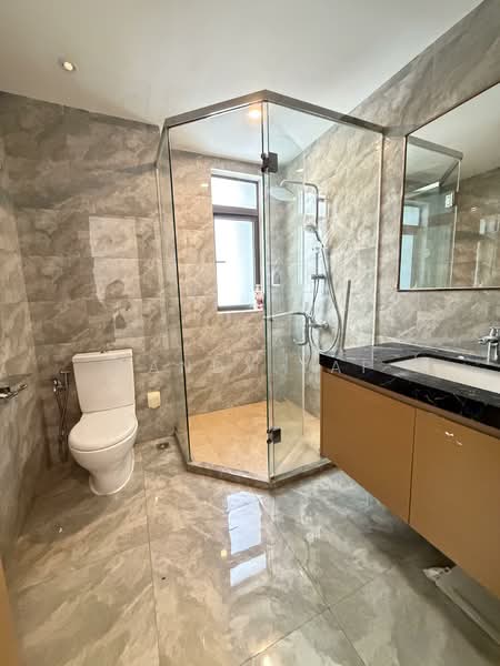 Service Residence for Rent at R&F Princess Cove Phase 1 - Candy Yap - Bathroom - PropertyGuru.com.my