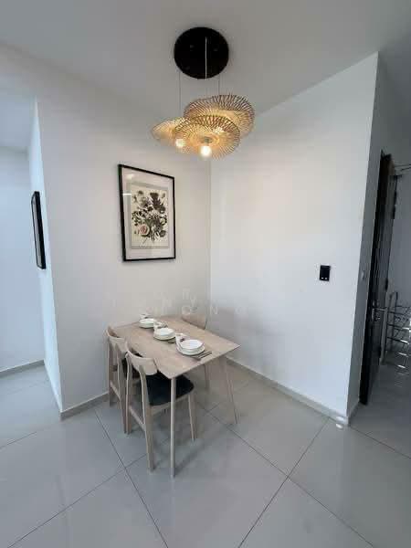 Condominium for Rent at Kings Bay @ Country Garden Danga Bay - Tony Lim - Dining Room - PropertyGuru.com.my