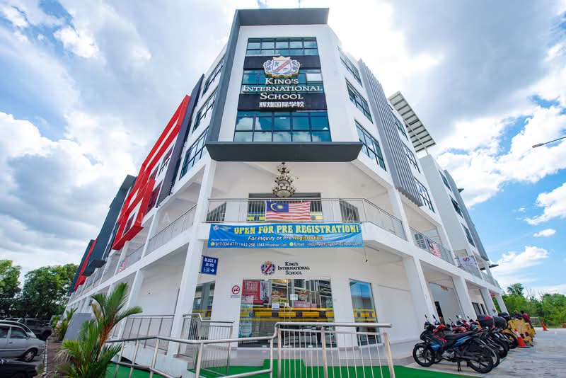 Untuk Dijual - Oakland Square