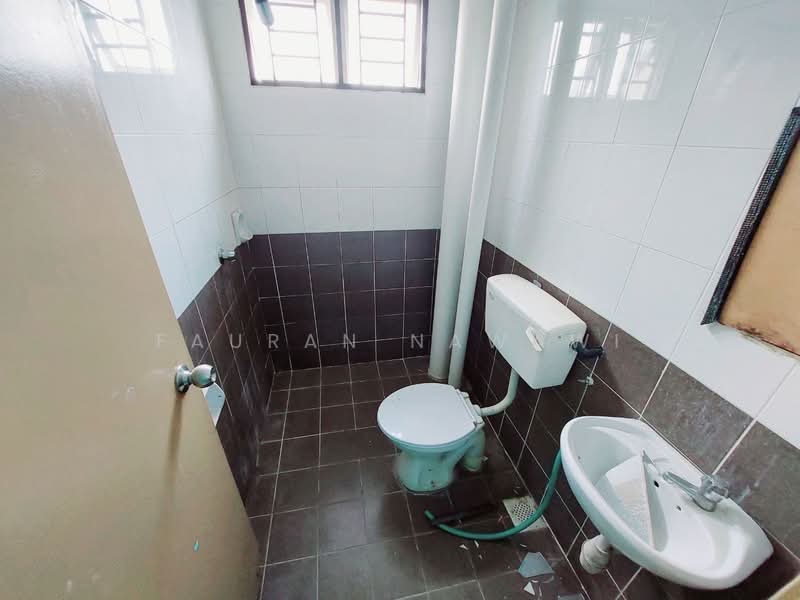 For Sale - Pangsapuri Saujana Gombak