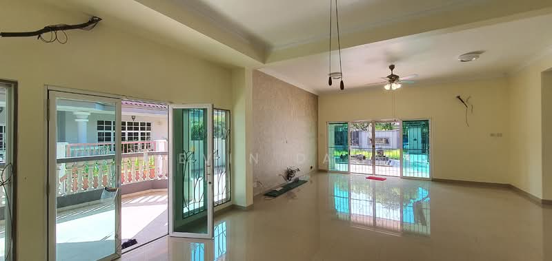 Semi-Detached House for Sale in Bandar Puteri Puchong (Puchong) - Kevin Dass - Living Room - PropertyGuru.com.my