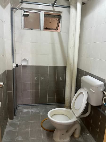 Condominium for Rent at Pangsapuri Saujana Gombak - KM Tee - Bathroom - PropertyGuru.com.my