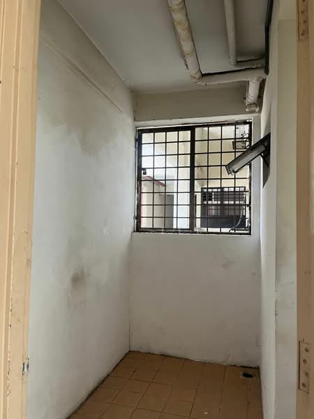 Condominium for Rent at Pangsapuri Saujana Gombak - KM Tee - Interior - PropertyGuru.com.my