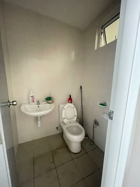 Office for Rent in Bayan Lepas (Penang) - Vivian Liew - Bathroom - PropertyGuru.com.my