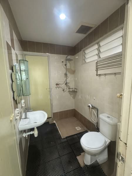 Bukit Mertajam untuk Untuk Dijual - RM 1,200,000, Apr 2026 - Bathroom - PropertyGuru.com.my
