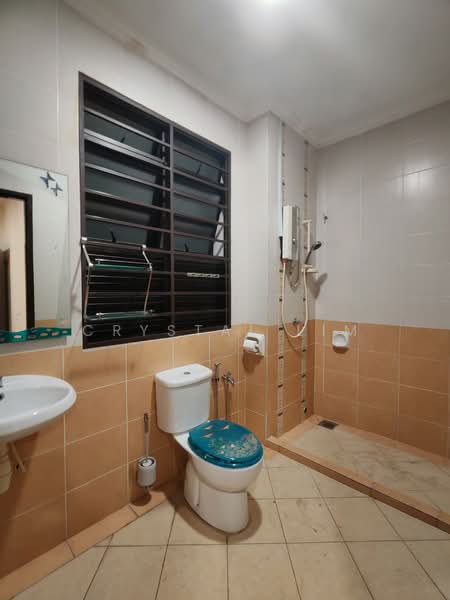 2-storey Terraced House for Sale in Bandar Kinrara Seksyen 5 (Bandar Kinrara) - Crystal Lim - Bathroom - PropertyGuru.com.my