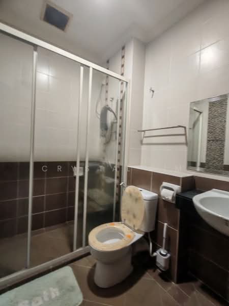 2-storey Terraced House for Sale in Bandar Kinrara Seksyen 5 (Bandar Kinrara) - Crystal Lim - Bathroom - PropertyGuru.com.my