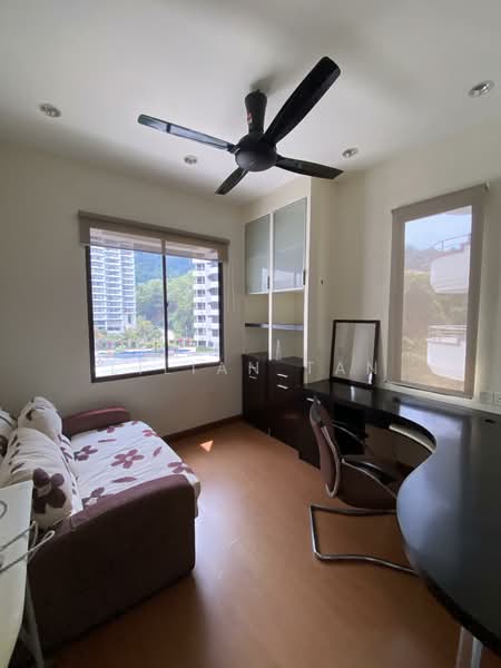 Condominium for Rent at Marina Tower (Ratu Mutiara) - Lilian Tan - Study - PropertyGuru.com.my