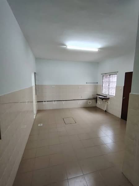 2-storey Terraced House for Sale in Taman Puncak Jalil (Seri Kembangan) - Tommy Wong - Kitchen - PropertyGuru.com.my