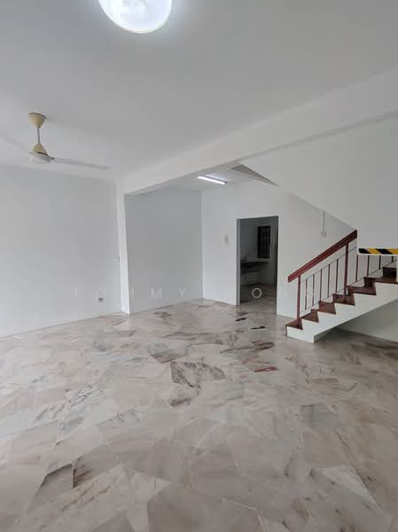 2-storey Terraced House for Sale in Taman Puncak Jalil (Seri Kembangan) - Tommy Wong - Interior - PropertyGuru.com.my