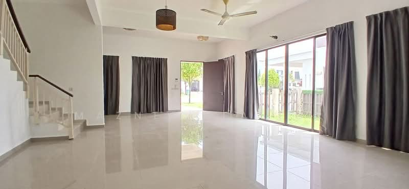 Semi-Detached House for Sale in Setia Ecohill (Semenyih) - Maznee Realtor - Living Room - PropertyGuru.com.my