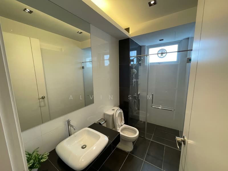 The Clovers untuk Untuk Disewa - RM 3,000 /bulan, Apr 2026 - Bathroom - PropertyGuru.com.my