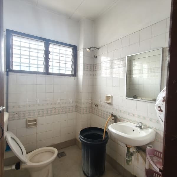 Usj 11 untuk Untuk Dijual - RM 720,000, Apr 2026 - Bathroom - PropertyGuru.com.my