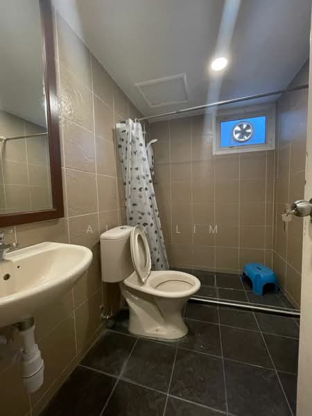 Gurney Park Condominium untuk Untuk Disewa - RM 2,500 /bulan, Apr 2026 - Bathroom - PropertyGuru.com.my