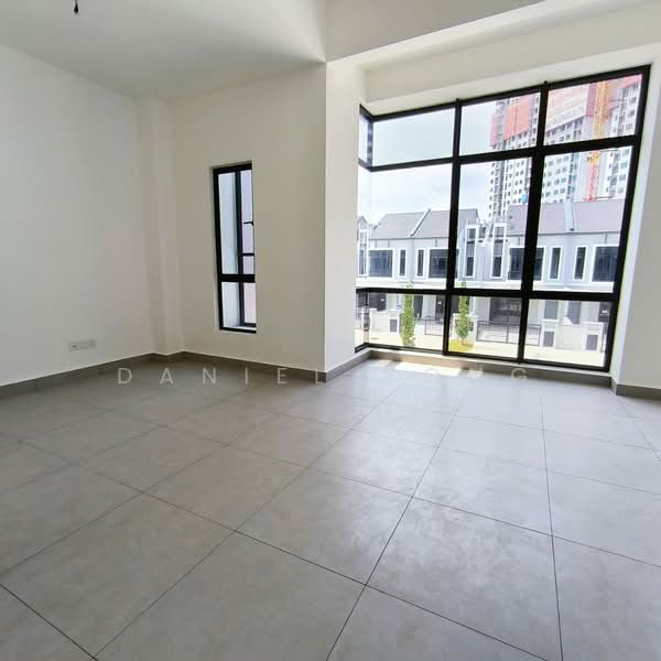 2-storey Terraced House for Sale in Taman Mount Austin (Tebrau) - Daniel Yong - Interior - PropertyGuru.com.my