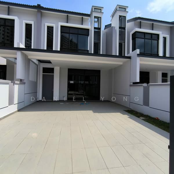 2-storey Terraced House for Sale in Taman Mount Austin (Tebrau) - Daniel Yong - Exterior - PropertyGuru.com.my