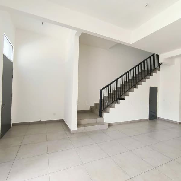 2-storey Terraced House for Sale in Taman Mount Austin (Tebrau) - Daniel Yong - Interior - PropertyGuru.com.my