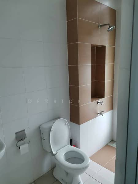 Apartment for Rent at The Seed Taman Sutera Utama - Derrick Ng - Bathroom - PropertyGuru.com.my