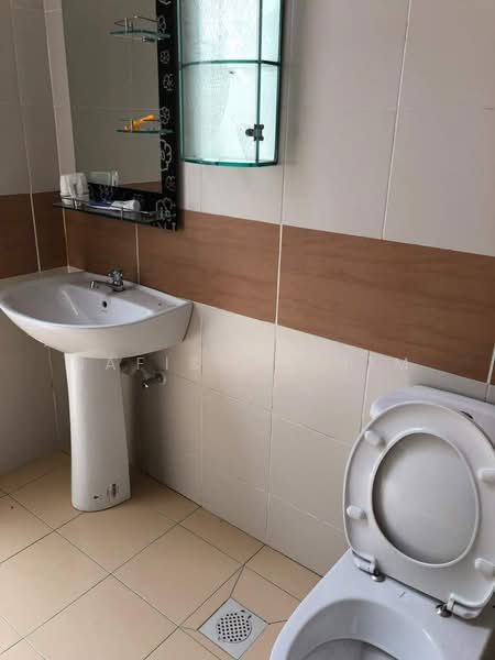D Venea Residence 3, Taman Bandar Senawang untuk Untuk Dijual - RM 750,000, Apr 2026 - Bathroom - PropertyGuru.com.my