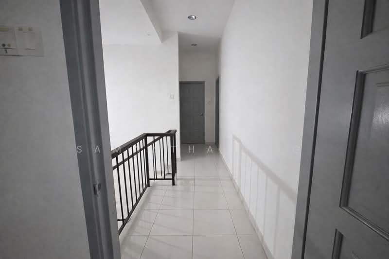 2-storey Terraced House for Rent in Taman JP Perdana (Johor Bahru) - Samantha Teng - Corridor - PropertyGuru.com.my