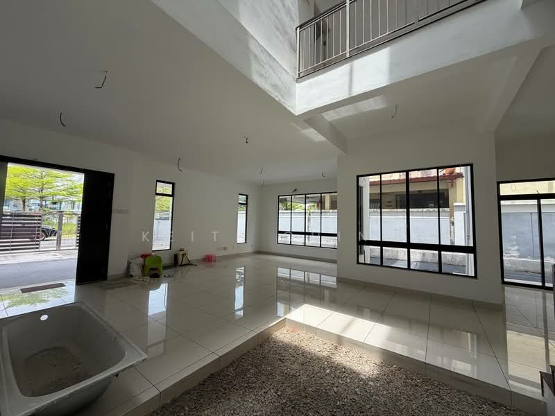 3-storey Terraced House for Sale in Taman Desa Tebrau (Tebrau) - Keith Ching - Living Room - PropertyGuru.com.my