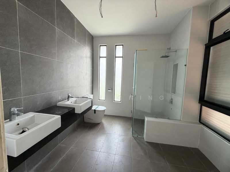 3-storey Terraced House for Sale in Taman Desa Tebrau (Tebrau) - Keith Ching - Bathroom - PropertyGuru.com.my