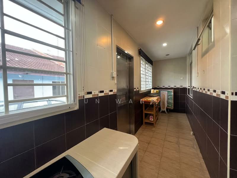 Bukit Indah 2 untuk Untuk Dijual - RM 668,000, Apr 2026 - Kitchen - PropertyGuru.com.my