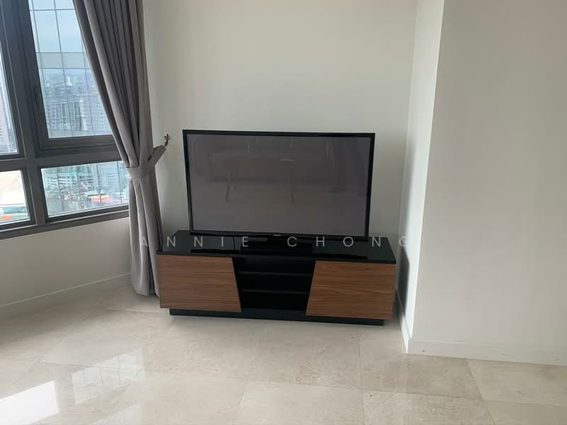 Servis Apartment untuk Dijual di The Sentral Residences - Annie Chong - Living Room - PropertyGuru.com.my