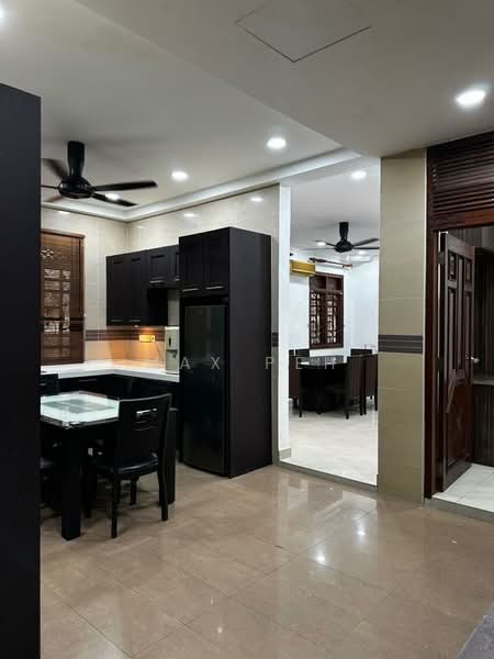 Semi-Detached House for Rent in Kajang (Selangor) - Max Peh - Kitchen - PropertyGuru.com.my