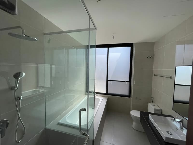 2-storey Terraced House for Sale in Puteri Harbour (Iskandar Puteri (Nusajaya)) - Liew Lih Yi - Bathroom - PropertyGuru.com.my