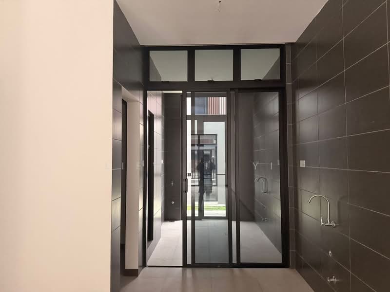 2-storey Terraced House for Sale in Puteri Harbour (Iskandar Puteri (Nusajaya)) - Lihyi Liew - Corridor - PropertyGuru.com.my