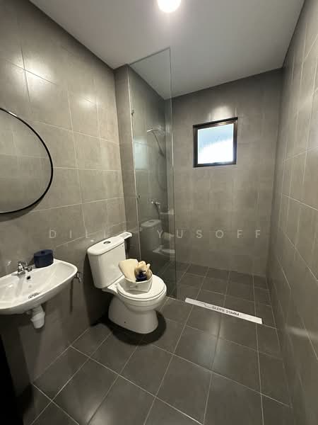 Service Residence for Sale at KLEBANG COVE RESIDENSI - DILLA YUSOFF - Bathroom - PropertyGuru.com.my