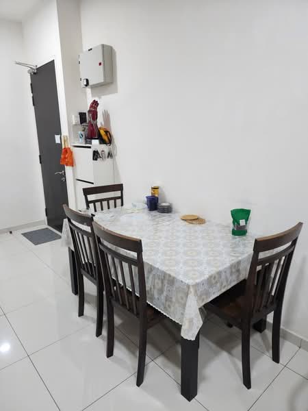Service Residence for Rent at Seasons Garden Residences - Samuel Tan - Dining Room - PropertyGuru.com.my